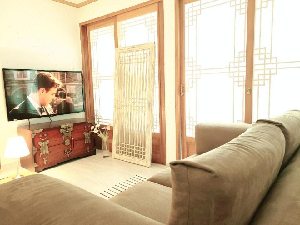 Guest house Bukchon Sarangbang - Hanok House Seoul
